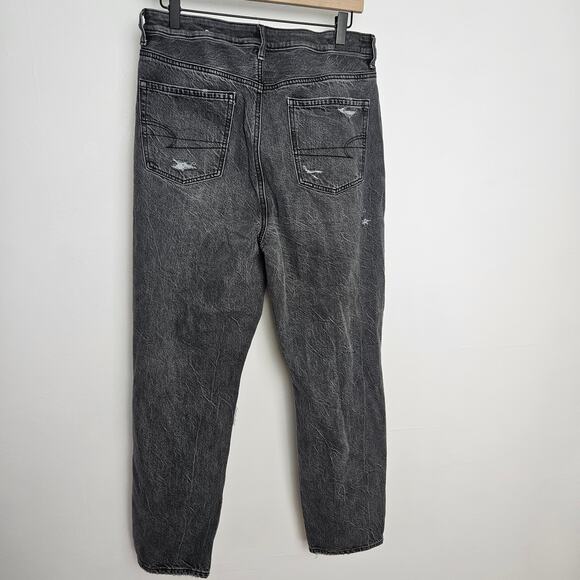 American Eagle Highest Rise Mom Jeans Distressed 12 Black Wash - Picture 5 of 11